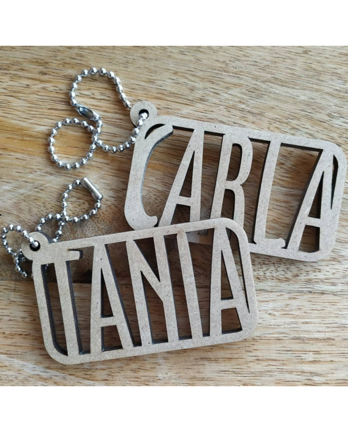 Llavero de madera con nombre