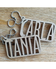 Llavero de madera con nombre